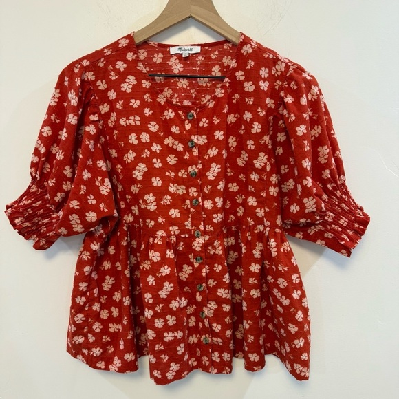 Madewell Puff Sleeve Floral Button- Front Top In Swiss Dot Happy Hibiscus size m - Picture 3 of 8